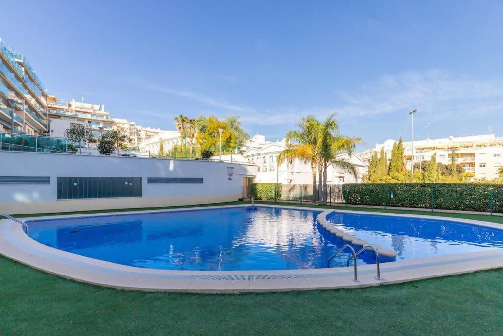 Apartamento Borumbot Vistas Pueblo Y Peñon *