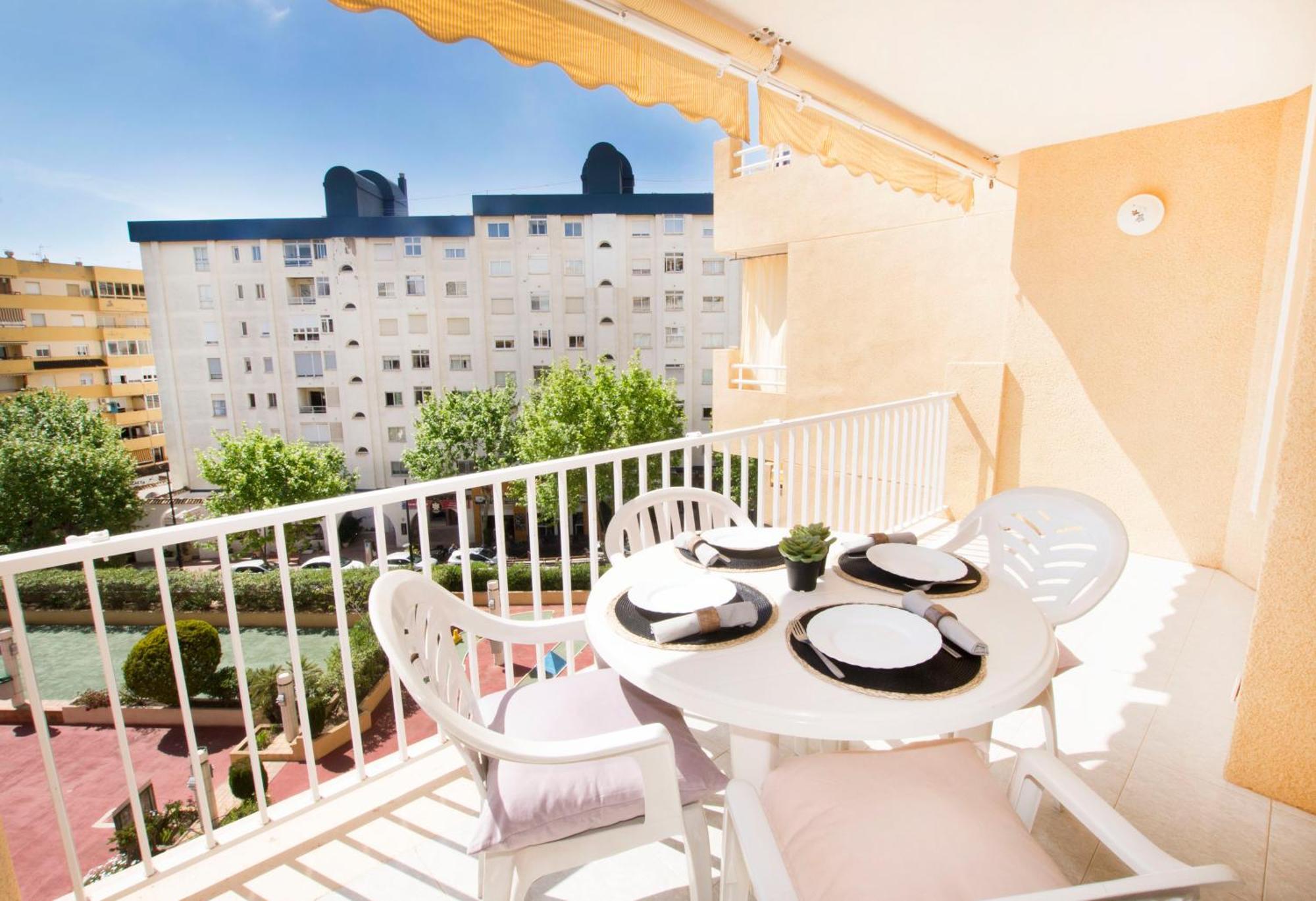 Edificio Apolo 7 * Calpe