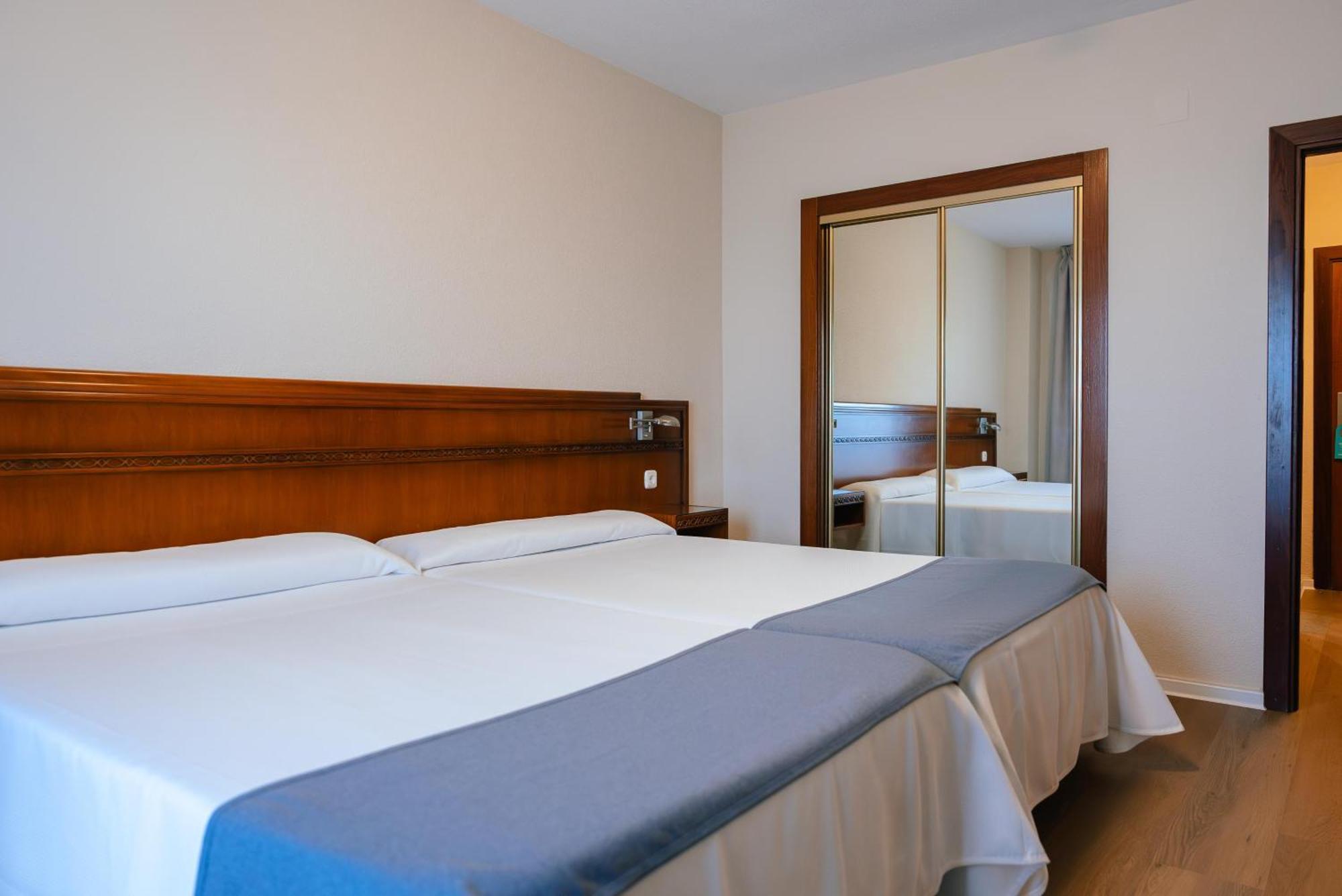 Port Europa Hotel