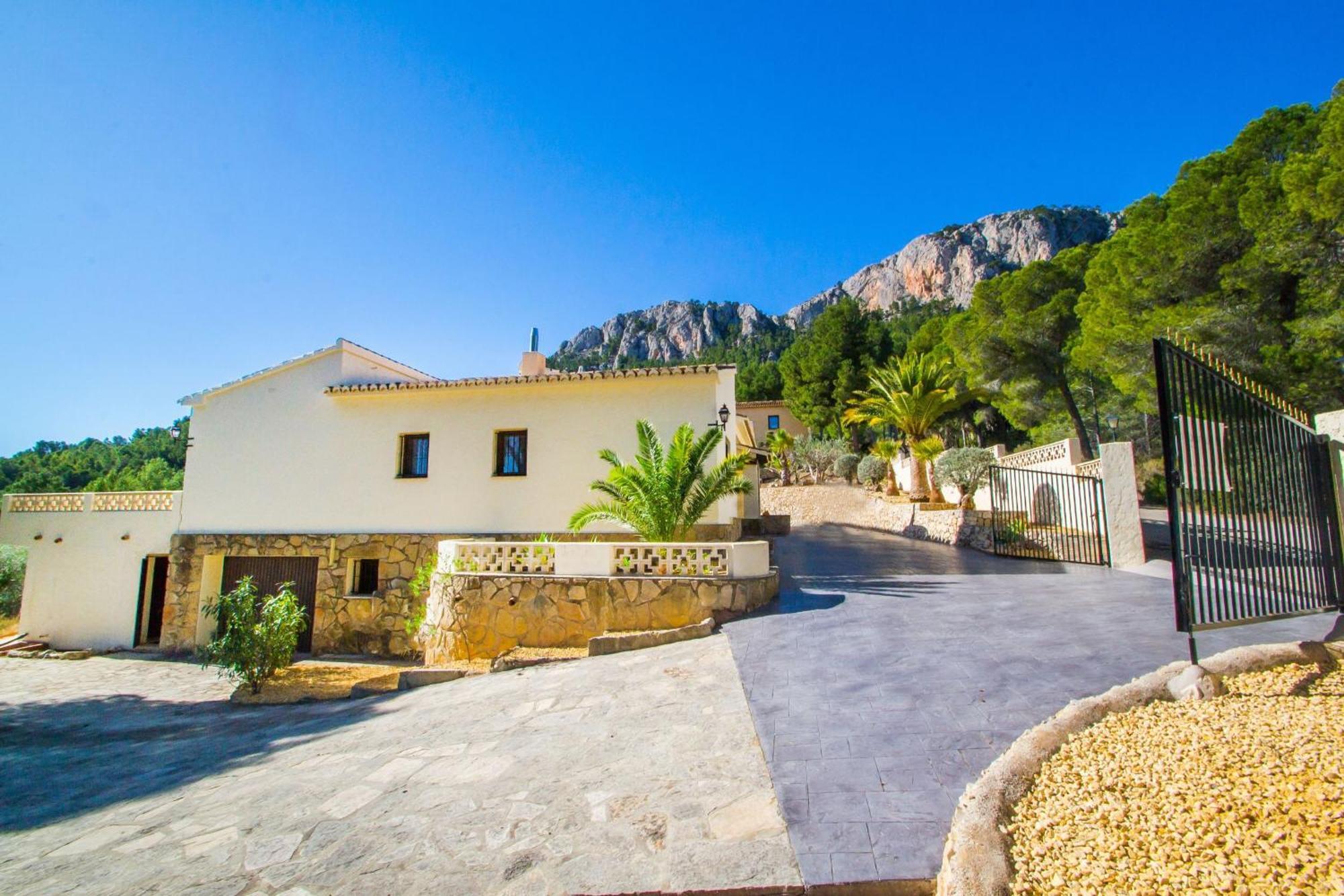 Moskoa - Plusholidays Calpe