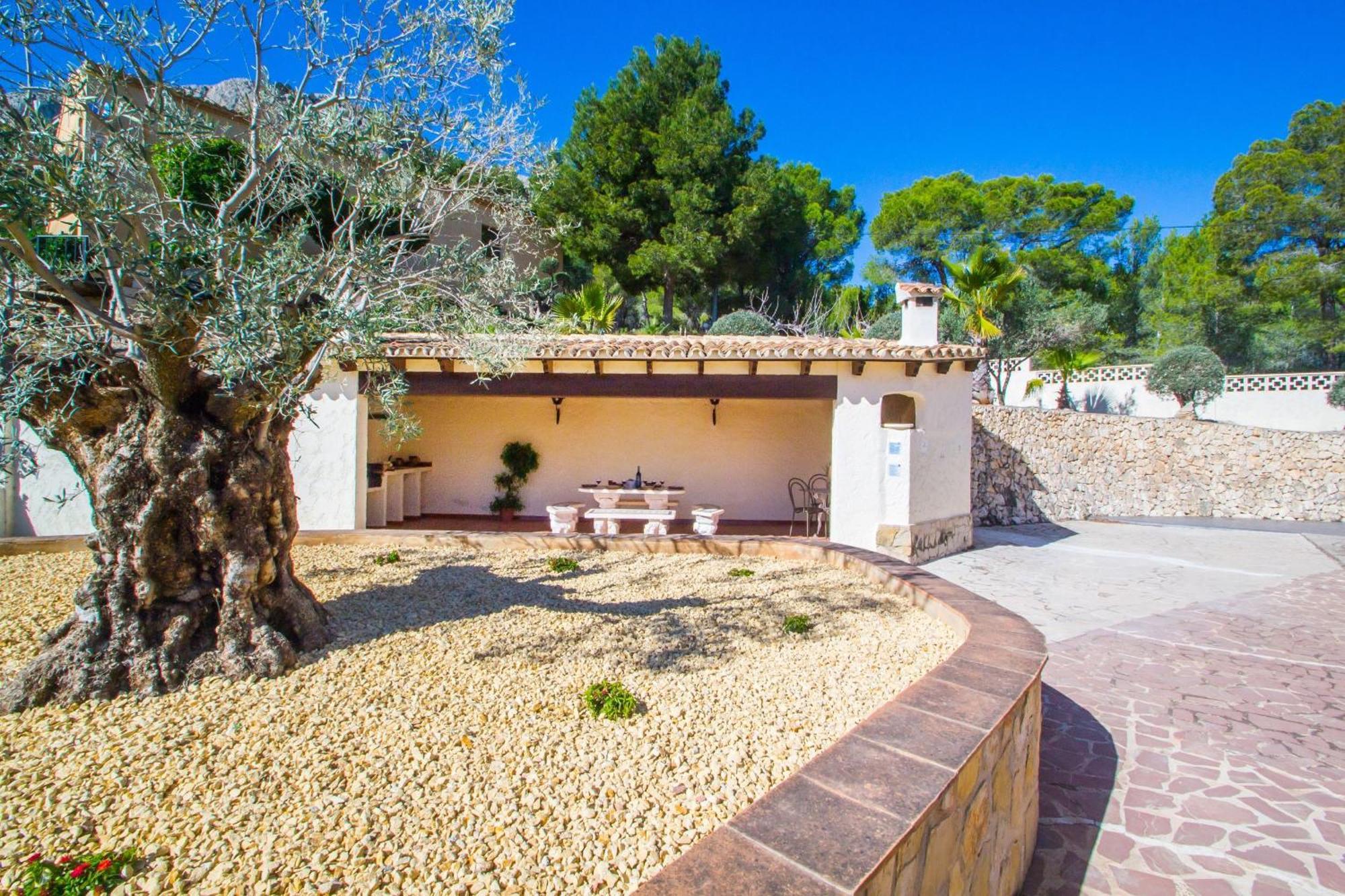 Moskoa - Plusholidays * Calpe