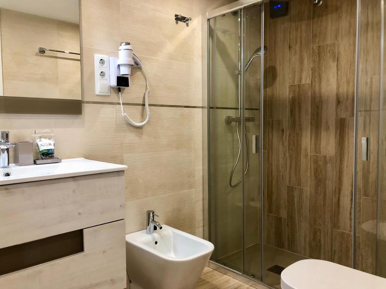 Apolo 16 Apartamento