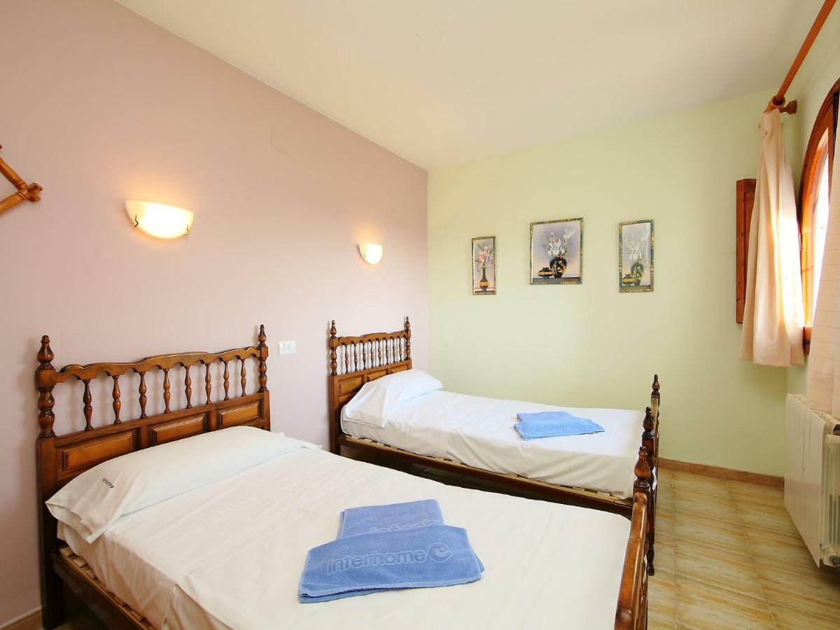 Maria Camila Villa Calpe