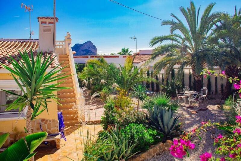 Hayahay With Private Pool & Amazing View Villa *