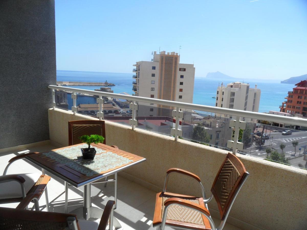 Perfect Location With Stunning Views, 2 Minutes To Apartment