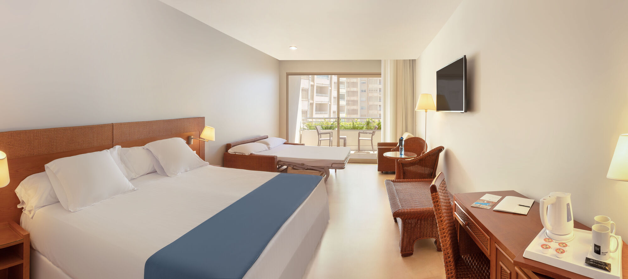 Rh Ifach Hotel